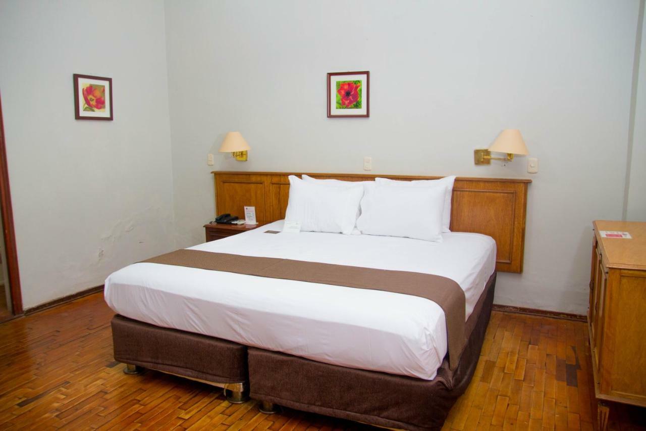 Dm Hoteles Mossone - Ica Luaran gambar